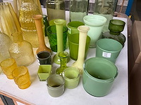 Mix kavel diverse glaswerk o.a. vazen en waxinelichthouders - afbeelding 4 van  9
