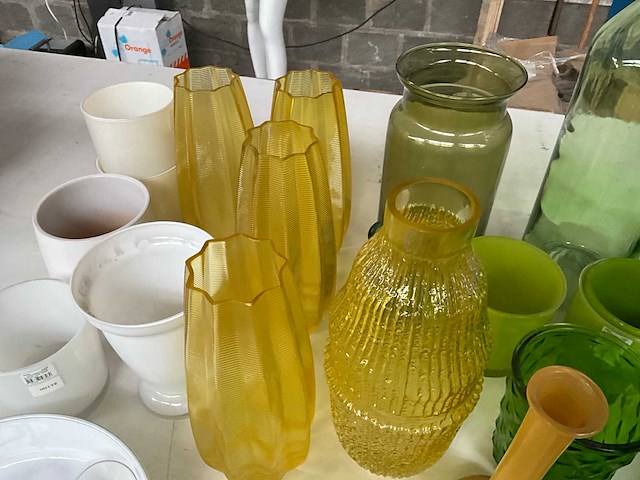 Mix kavel diverse glaswerk o.a. vazen en waxinelichthouders - afbeelding 6 van  9