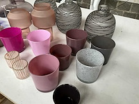 Mix kavel diverse glaswerk o.a. vazen en waxinelichthouders - afbeelding 2 van  11