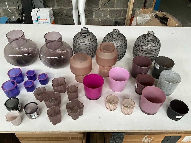 Mix kavel diverse glaswerk o.a. vazen en waxinelichthouders - afbeelding 1 van  11
