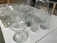 Mix kavel diverse glaswerk o.a. vazen en waxinelichthouders - afbeelding 11 van  11