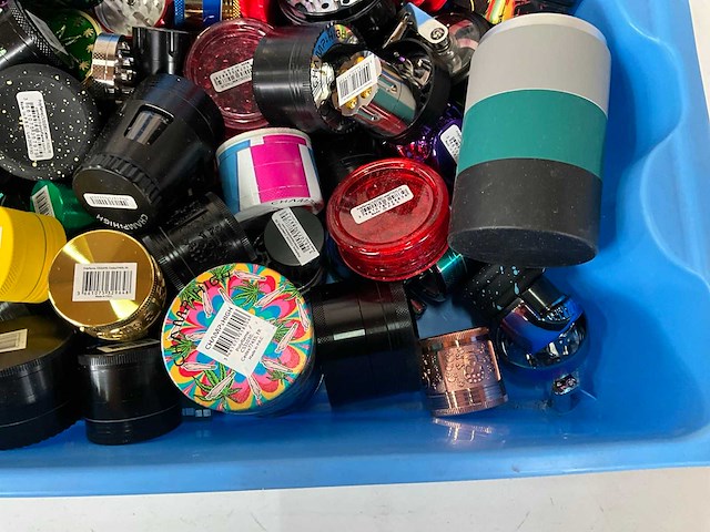 Mix kavel diverse grinders - afbeelding 4 van  6