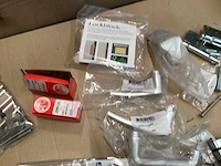 Mix kavel diverse hang- en sluitwerk - afbeelding 3 van  7