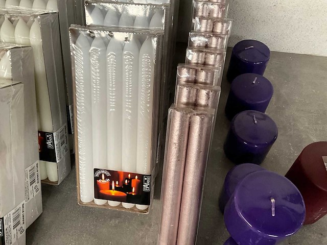 Mix kavel diverse kaarsen - afbeelding 7 van  9