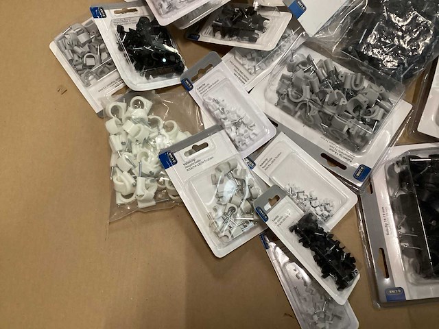 Mix kavel diverse kabelclips - afbeelding 5 van  6