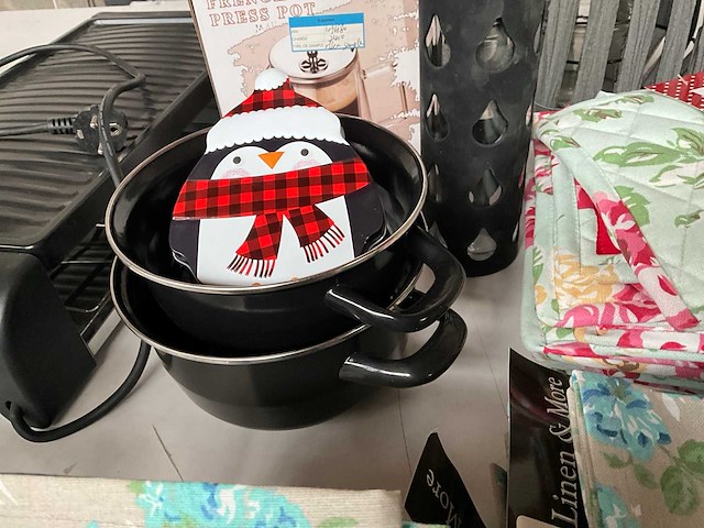 Mix kavel diverse keukentextiel & keukengerei - afbeelding 5 van  18