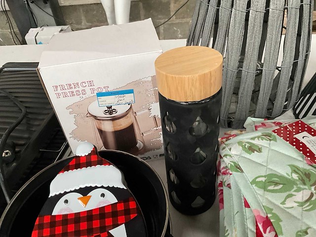 Mix kavel diverse keukentextiel & keukengerei - afbeelding 6 van  18