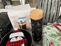 Mix kavel diverse keukentextiel & keukengerei - afbeelding 6 van  18