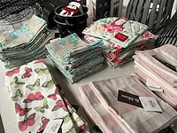 Mix kavel diverse keukentextiel & keukengerei - afbeelding 8 van  18