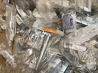 Mix kavel diverse knoppen en grepen (250x) - afbeelding 3 van  10