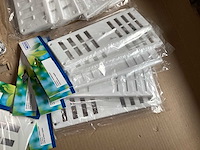 Mix kavel diverse luchtroosters (37x) - afbeelding 4 van  4