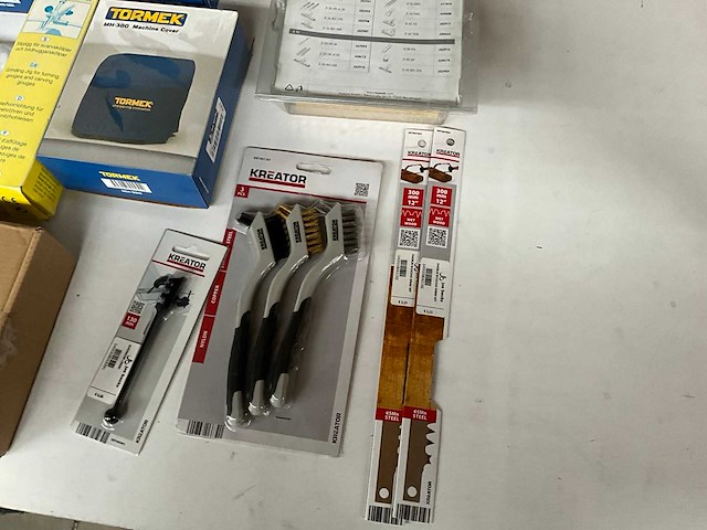 Mix kavel diverse merken handgereedschap & accessoires - afbeelding 10 van  11