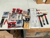 Mix kavel diverse merken handgereedschap en gereedschap accessoires - afbeelding 1 van  9