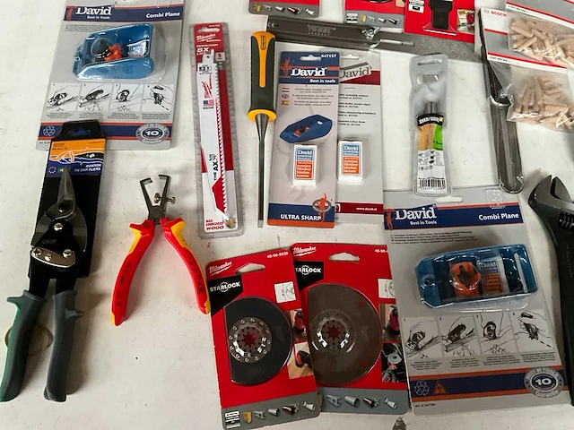 Mix kavel diverse merken handgereedschap en gereedschap accessoires - afbeelding 2 van  9