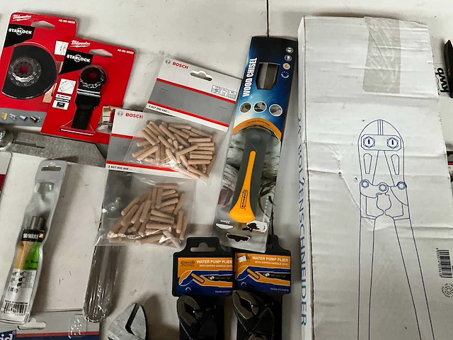Mix kavel diverse merken handgereedschap en gereedschap accessoires - afbeelding 4 van  9