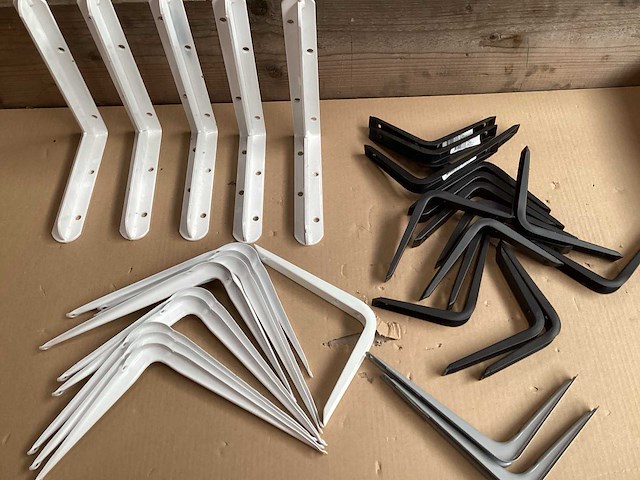 Mix kavel diverse plankdragers - afbeelding 1 van  5