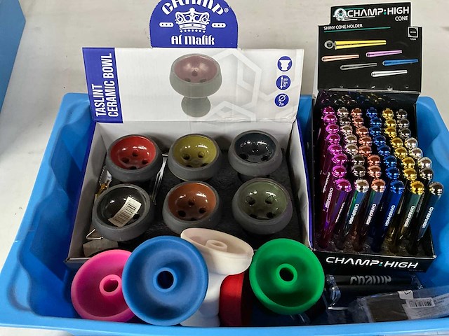 Mix kavel diverse rookwaren accessoires - afbeelding 1 van  1