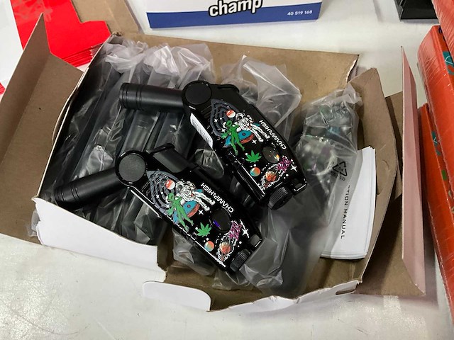 Mix kavel diverse rookwaren - afbeelding 2 van  11