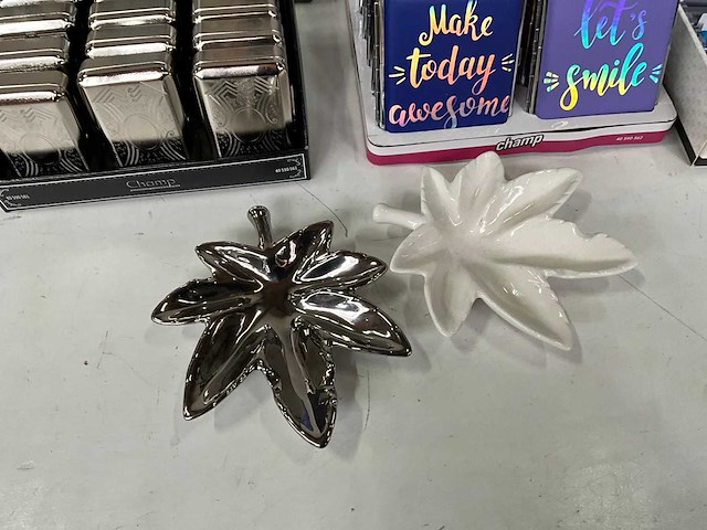 Mix kavel diverse rookwaren - afbeelding 7 van  9