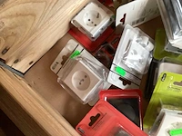 Mix kavel diverse schakelmateriaal - afbeelding 7 van  8