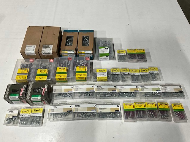 Mix kavel diverse schroeven - afbeelding 1 van  10