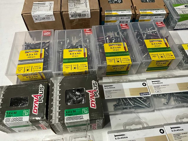 Mix kavel diverse schroeven - afbeelding 9 van  10