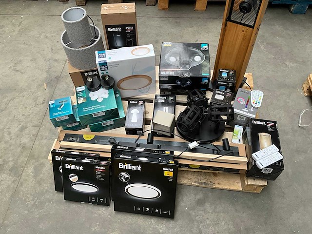 Mix kavel diverse verlichting van o.a. brilliant - afbeelding 1 van  11