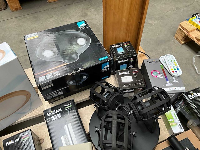 Mix kavel diverse verlichting van o.a. brilliant - afbeelding 7 van  11