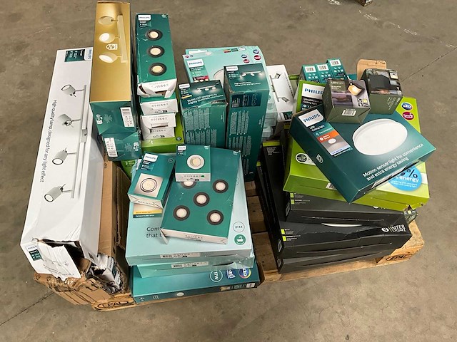Mix kavel diverse verlichting van o.a. philips - afbeelding 1 van  4