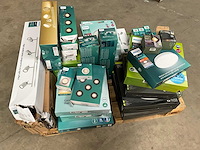 Mix kavel diverse verlichting van o.a. philips - afbeelding 1 van  4