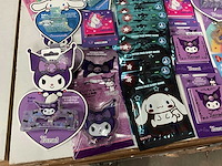 Mix kavel diverse verzorgingsproducten kinderthema - afbeelding 3 van  7