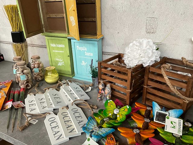 Mix kavel diverse woon- en tuinaccessoires - afbeelding 4 van  12