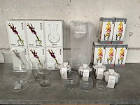 Mix kavel glazen vazen - afbeelding 1 van  6