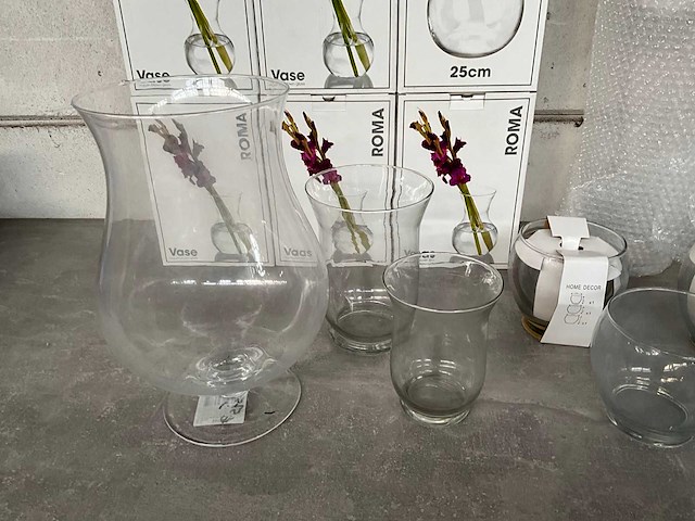 Mix kavel glazen vazen - afbeelding 2 van  6