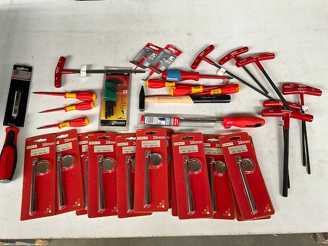 Mix kavel handgereedschap - afbeelding 1 van  7