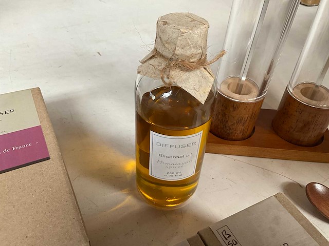 Mix kavel met o.a. bsab diffuser refill - afbeelding 3 van  6
