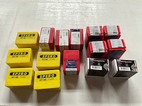 Mix kavel nagels van verschillende merken