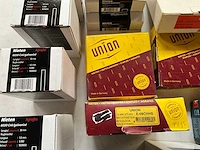 Mix kavel nieten van verschillende merken - afbeelding 8 van  8