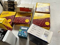 Mix kavel nieten van verschillende merken - afbeelding 6 van  8