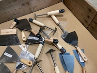 Mix kavel plamuurmessen en verfkrabbers - afbeelding 5 van  6