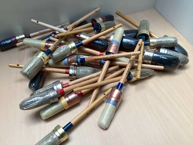 Mix kavel ronde kwasten (28x) - afbeelding 1 van  5