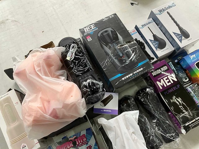 Mix kavel sex toys voor mannen - afbeelding 2 van  10