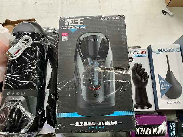 Mix kavel sex toys voor mannen - afbeelding 7 van  10