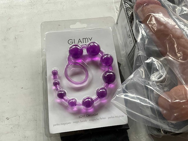 Mix kavel sex toys - afbeelding 1 van  3