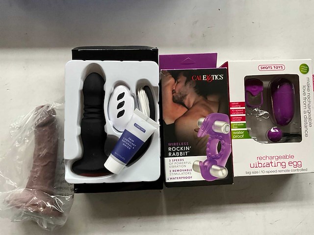 Mix kavel sex toys - afbeelding 1 van  1