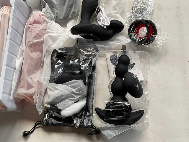 Mix kavel sex toys - afbeelding 2 van  9