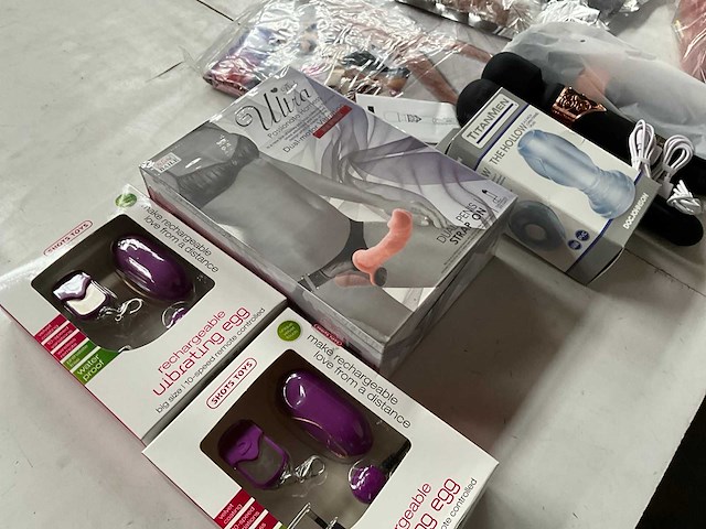 Mix kavel sex toys - afbeelding 7 van  8