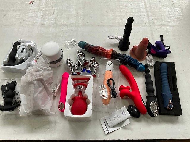 Mix kavel sex toys - afbeelding 1 van  7