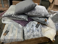 Mix kavel sierkussens en binnen kussens - afbeelding 3 van  6