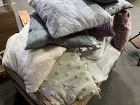 Mix kavel sierkussens en binnen kussens - afbeelding 4 van  6